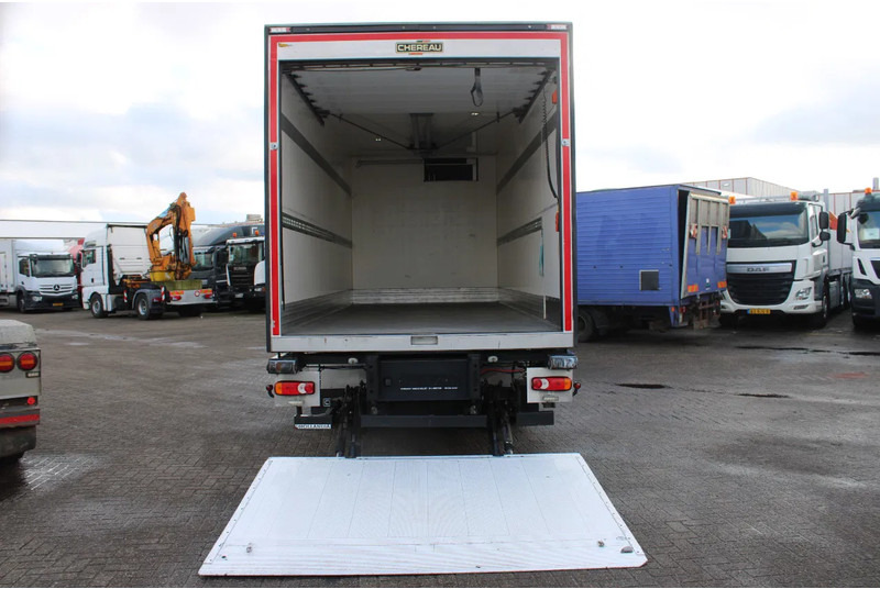 Camião frigorífico Iveco Eurocargo 120-220 + EURO 6 + 12T: foto 6 Camião frigorífico Iveco Eurocargo 120-220 + EURO 6 + 12T: foto 6