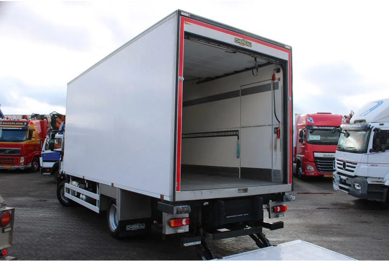 Camião frigorífico Iveco Eurocargo 120-220 + EURO 6 + 12T: foto 7 Camião frigorífico Iveco Eurocargo 120-220 + EURO 6 + 12T: foto 7