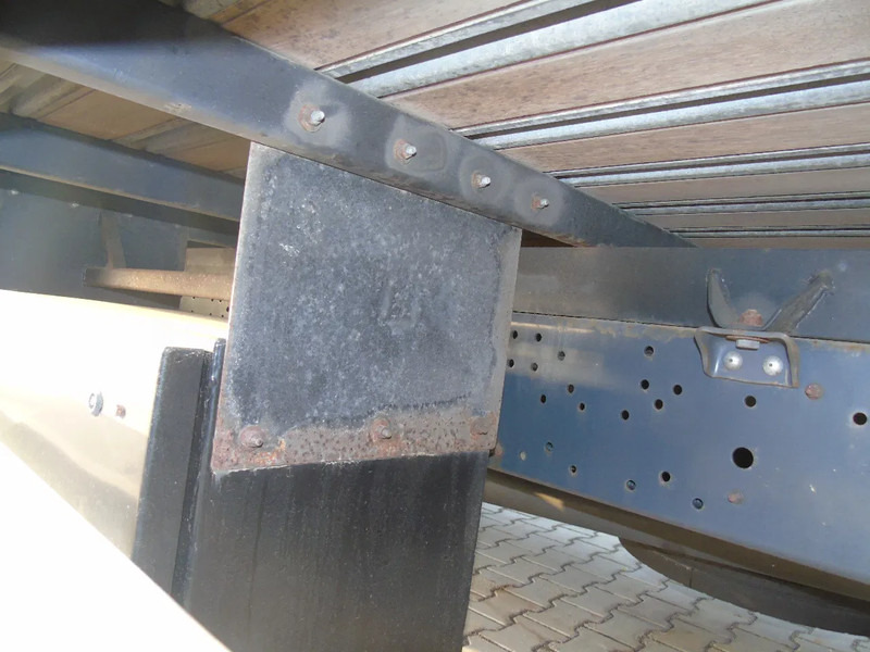 Camião furgão Iveco Eurocargo 120E19 + euro 6 + lift + BROKEN ENGINE: foto 18