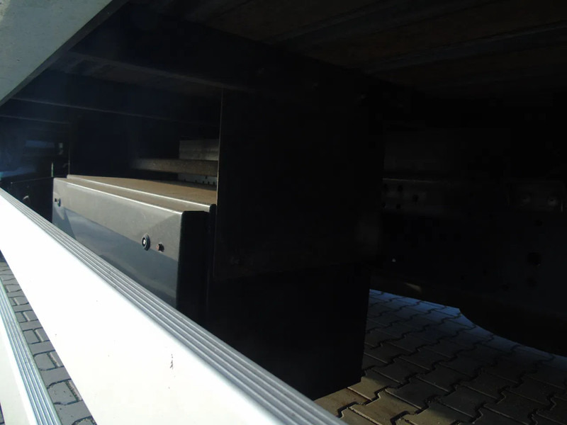 Camião furgão Iveco Eurocargo 120E19 + euro 6 + lift + BROKEN ENGINE: foto 17