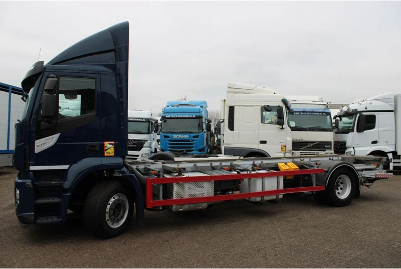 Camião chassi Iveco Stralis 310 + EURO 6: foto 11