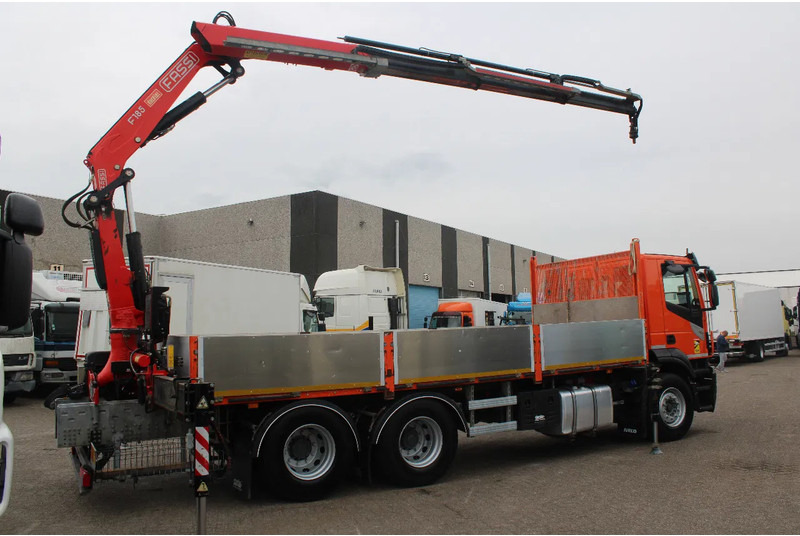 Iveco Stralis 420 + FASSI F185A.2.23 + 6X2 + REMOTE - Camião grua: foto 5 Iveco Stralis 420 + FASSI F185A.2.23 + 6X2 + REMOTE - Camião grua: foto 5