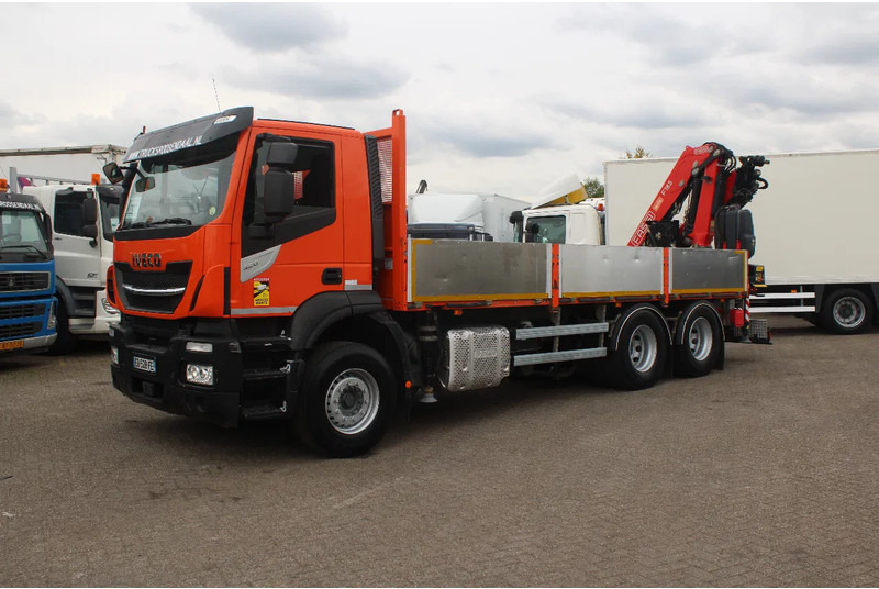 Iveco Stralis 420 + FASSI F185A.2.23 + 6X2 + REMOTE - Camião grua: foto 2 Iveco Stralis 420 + FASSI F185A.2.23 + 6X2 + REMOTE - Camião grua: foto 2