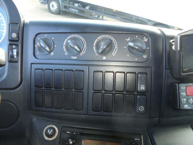 Camião chassi MAN TGL 8.180 + Euro 5 + Dhollandia LIFT: foto 13