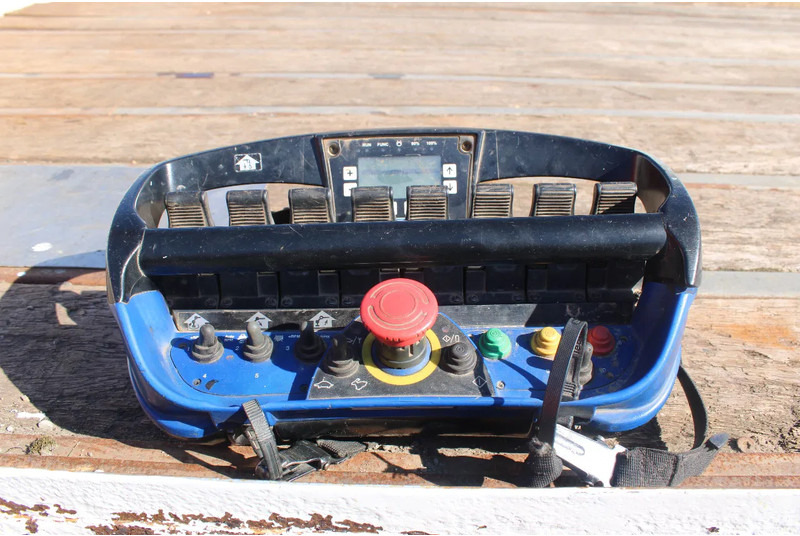 Camião grua MAN TGS 26.440 + HMF 22T/M + remote + 6x2 steering + EURO 5: foto 7