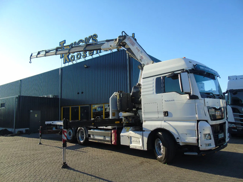 MAN TGX 26.440 + FASSI 455A.2.26 + EURO 6 + 6X2 + REMOTE - Camião grua: foto 2 MAN TGX 26.440 + FASSI 455A.2.26 + EURO 6 + 6X2 + REMOTE - Camião grua: foto 2