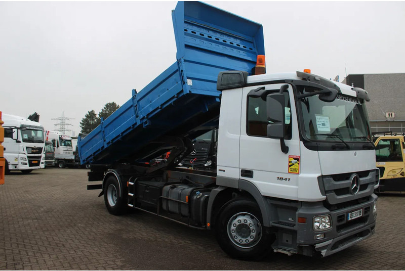 Mercedes-Benz Actros 1941 + TIPPER - Camião basculante: foto 3 Mercedes-Benz Actros 1941 + TIPPER - Camião basculante: foto 3