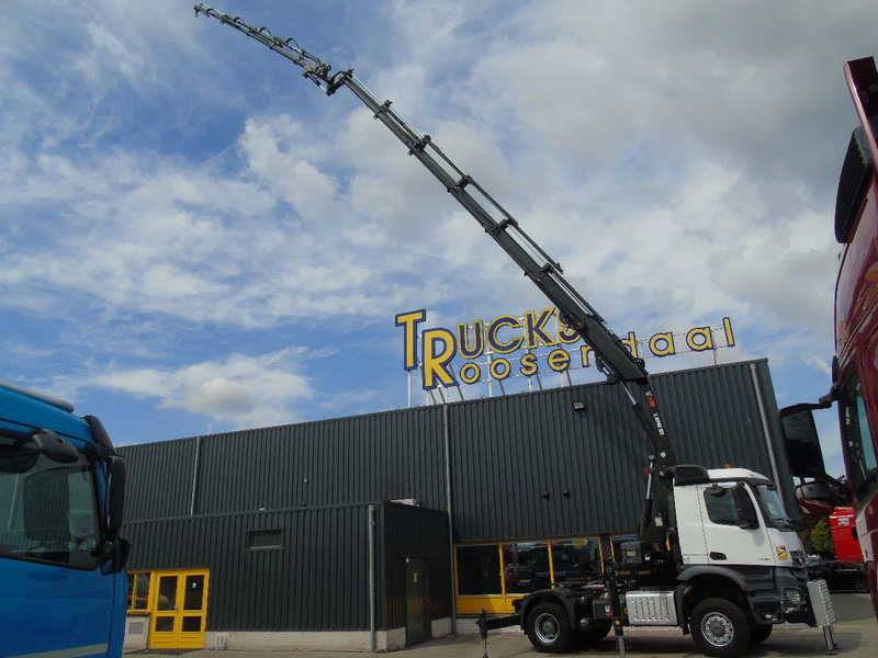 Mercedes-Benz Arocs 2051 + 4X4 + HIAB 302 E6 / JIB 70 X 4 + 10 EXTENTSIONS (512hours) - Camião grua: foto 3 Mercedes-Benz Arocs 2051 + 4X4 + HIAB 302 E6 / JIB 70 X 4 + 10 EXTENTSIONS (512hours) - Camião grua: foto 3