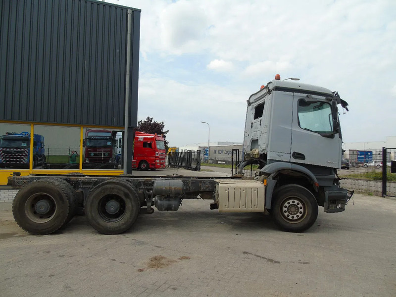 Mercedes-Benz Arocs 2640 + 6x4 + functional / engine good + EURO 6 + Drivabale - Camião chassi: foto 5 Mercedes-Benz Arocs 2640 + 6x4 + functional / engine good + EURO 6 + Drivabale - Camião chassi: foto 5