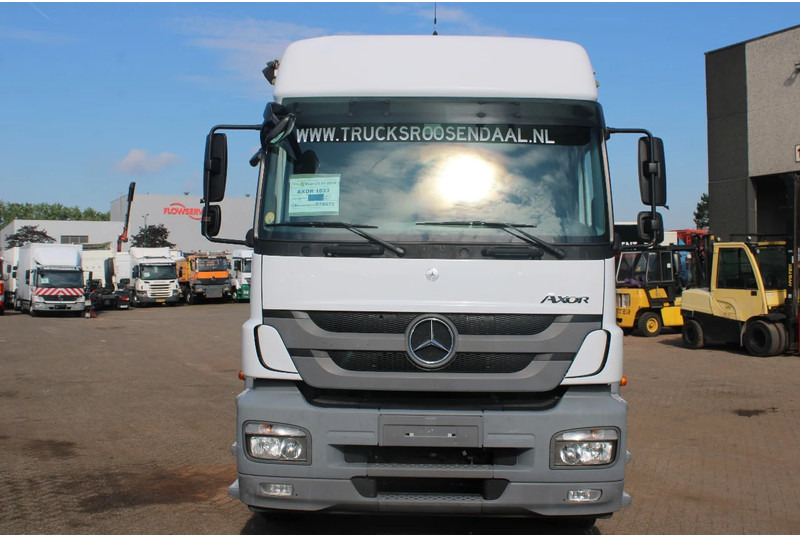 Mercedes-Benz Axor 1833 + euro 5 + lift + intarder - Camião de lona: foto 2 Mercedes-Benz Axor 1833 + euro 5 + lift + intarder - Camião de lona: foto 2