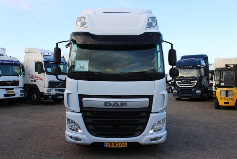 DAF CF 440 + EURO 6 - Tractor: foto 2 DAF CF 440 + EURO 6 - Tractor: foto 2