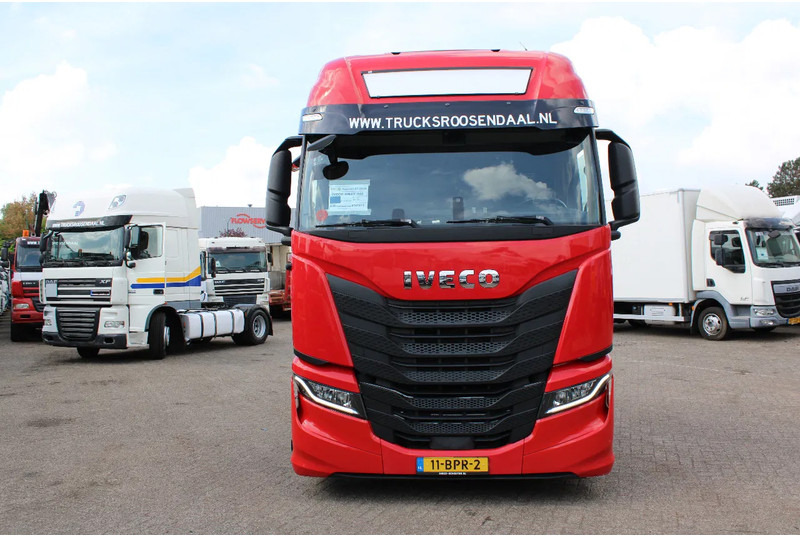 Iveco S-WAY 460 + LNG + retarder + euro 6 - Tractor: foto 2 Iveco S-WAY 460 + LNG + retarder + euro 6 - Tractor: foto 2