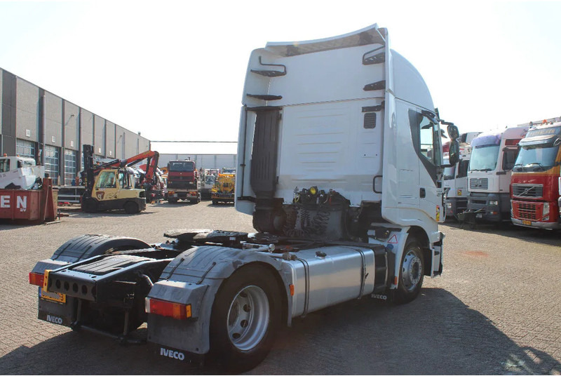 Iveco Stralis 420 + EURO 6 - Tractor: foto 5 Iveco Stralis 420 + EURO 6 - Tractor: foto 5
