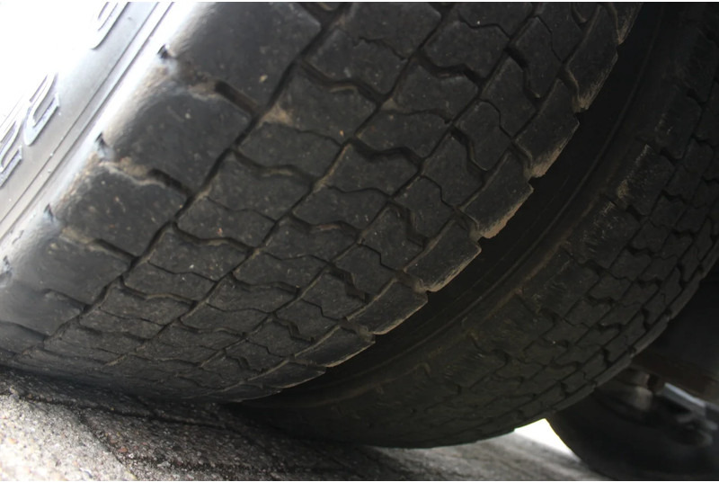 Tractor Scania R560 V8 + manual + ADR + 6x2: foto 12 Tractor Scania R560 V8 + manual + ADR + 6x2: foto 12