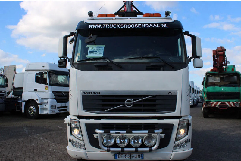 Volvo FH 16.540 + 6x4 EURO 5 + palfinger epsilon 30t/m + MANUAL - Camião grua: foto 2 Volvo FH 16.540 + 6x4 EURO 5 + palfinger epsilon 30t/m + MANUAL - Camião grua: foto 2