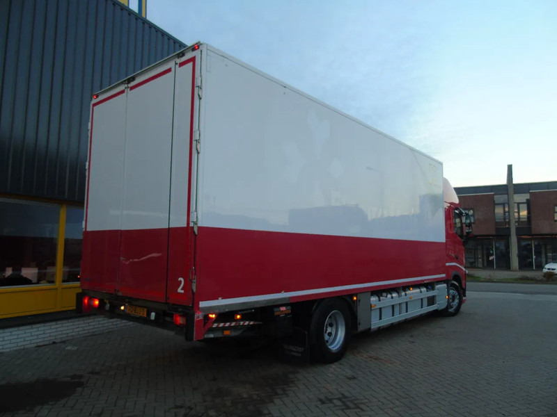 Volvo FH 460 + TRS COOLING + LIFT + EURO 6 - Camião frigorífico: foto 3 Volvo FH 460 + TRS COOLING + LIFT + EURO 6 - Camião frigorífico: foto 3