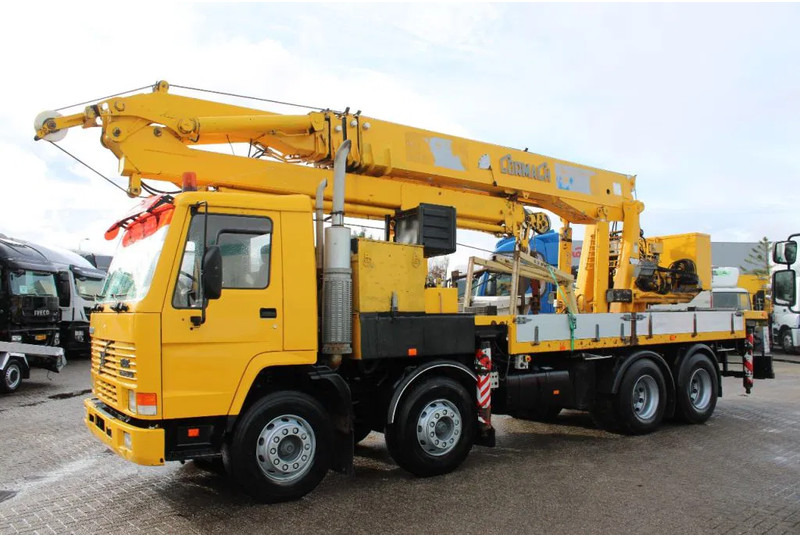 Camião grua Volvo FL FL10 8X4 + GROMACH 34 mtr. + EURO 2: foto 12