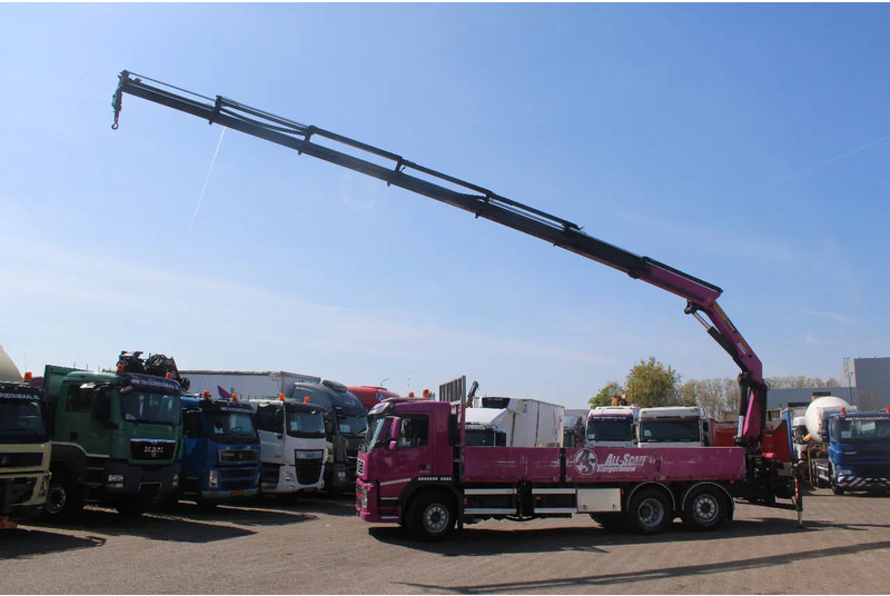 Volvo FM 370 + PALFINGER 23002 /6EXT + REMOTE + 6X2 STEERING - Camião grua: foto 2 Volvo FM 370 + PALFINGER 23002 /6EXT + REMOTE + 6X2 STEERING - Camião grua: foto 2