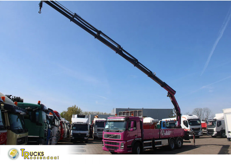 Volvo FM 370 + PALFINGER 23002 /6EXT + REMOTE + 6X2 STEERING - Camião grua: foto 1 Volvo FM 370 + PALFINGER 23002 /6EXT + REMOTE + 6X2 STEERING - Camião grua: foto 1