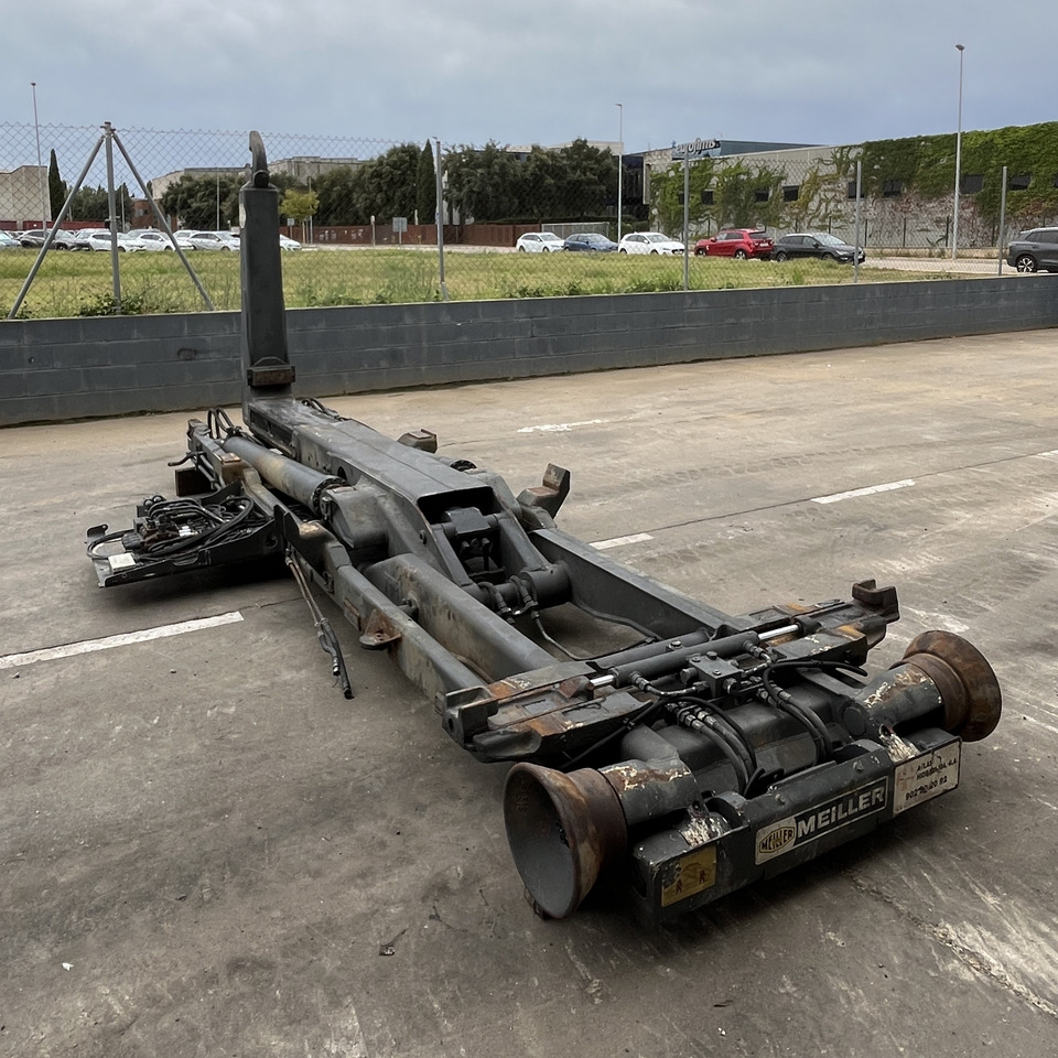 Meiller PK14 50 - Sistema de elevação polibenne/ Multibenne: foto 2 Meiller PK14 50 - Sistema de elevação polibenne/ Multibenne: foto 2