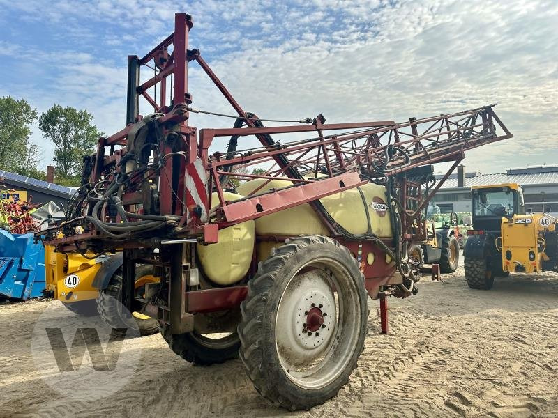 Hardi Commander 2600 - Pulverizador de arrastar: foto 1 Hardi Commander 2600 - Pulverizador de arrastar: foto 1