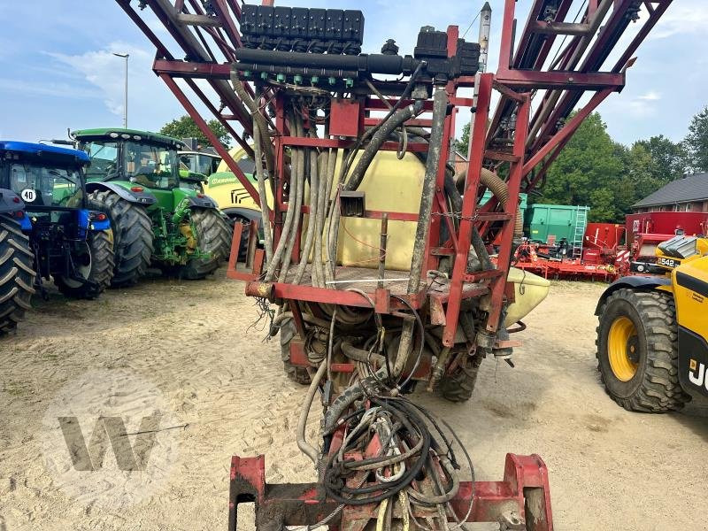 Hardi Commander 2600 - Pulverizador de arrastar: foto 3 Hardi Commander 2600 - Pulverizador de arrastar: foto 3