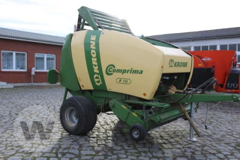Krone Comprima F 155 - Enfardadeira de fardos redondos: foto 1 Krone Comprima F 155 - Enfardadeira de fardos redondos: foto 1