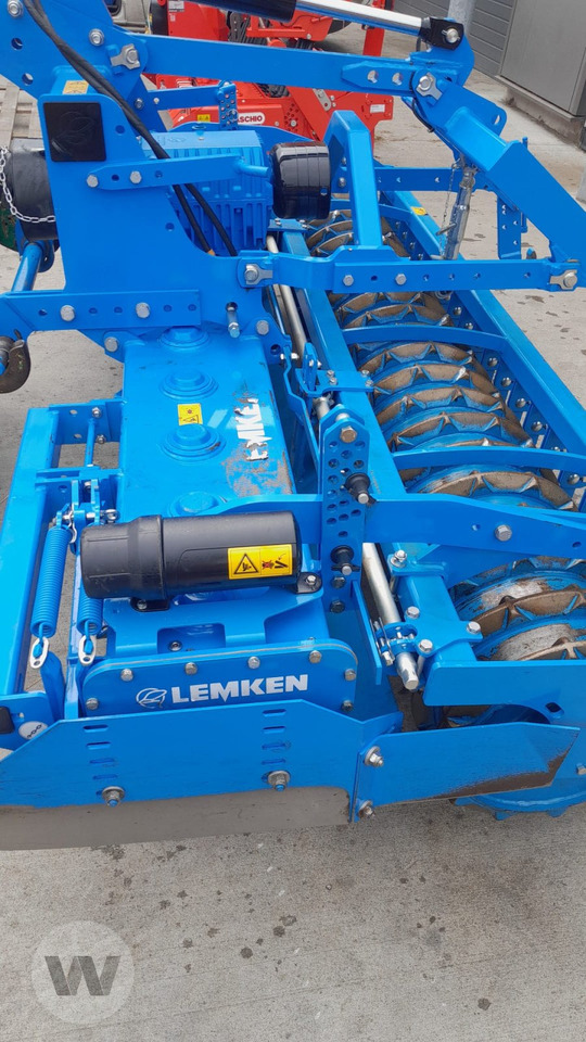 Lemken Zirkon 12/300 - Grade rotativa: foto 1 Lemken Zirkon 12/300 - Grade rotativa: foto 1