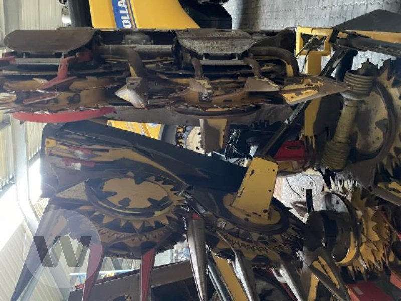 New Holland 490 FIE - Plataforma para colher milho: foto 3 New Holland 490 FIE - Plataforma para colher milho: foto 3