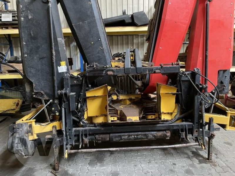 New Holland 490 FIE - Plataforma para colher milho: foto 1 New Holland 490 FIE - Plataforma para colher milho: foto 1