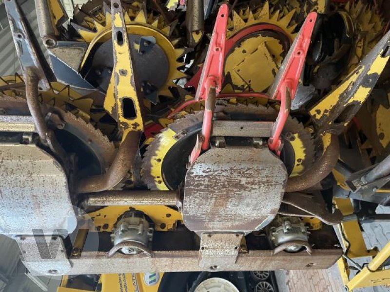 New Holland 490 FIE - Plataforma para colher milho: foto 4 New Holland 490 FIE - Plataforma para colher milho: foto 4