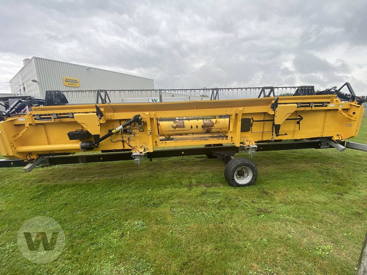 New Holland 760 CG VARIFEED - Plataforma para colheitadeira: foto 4 New Holland 760 CG VARIFEED - Plataforma para colheitadeira: foto 4