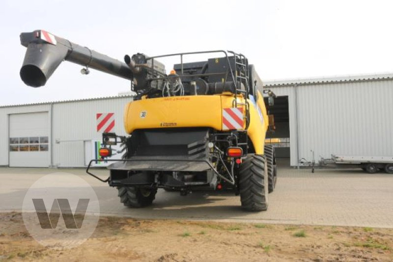 New Holland CR 9090 SCR - Ceifeira debulhadora: foto 4 New Holland CR 9090 SCR - Ceifeira debulhadora: foto 4
