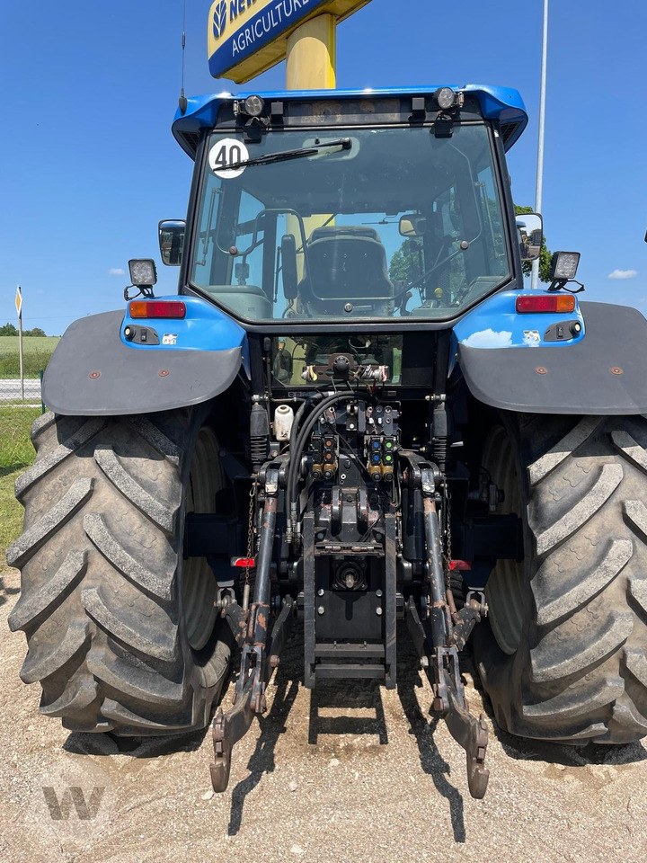 New Holland TM 190 - Trator: foto 3 New Holland TM 190 - Trator: foto 3