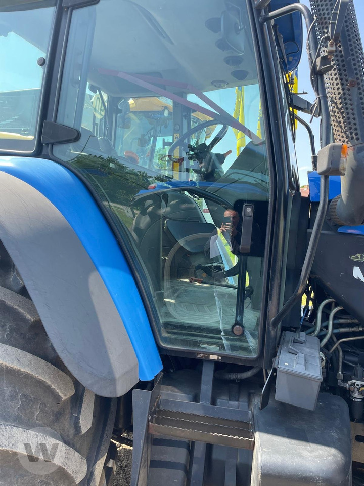 New Holland TM 190 - Trator: foto 2 New Holland TM 190 - Trator: foto 2
