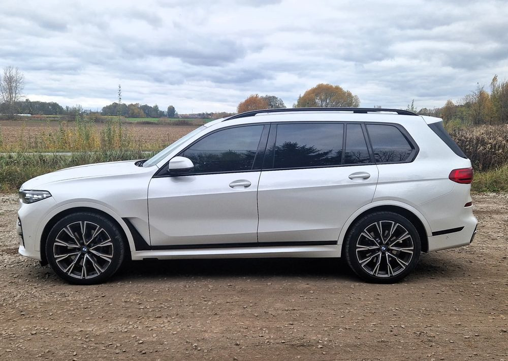 BMW X7 M50i sport - SUV: foto 4 BMW X7 M50i sport - SUV: foto 4