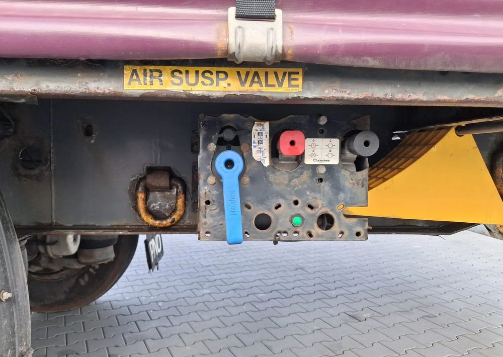 Semi-reboque de lona Krone Standard, Firanka, Mocowania promowe, Podnoszony zderzak: foto 8 Semi-reboque de lona Krone Standard, Firanka, Mocowania promowe, Podnoszony zderzak: foto 8