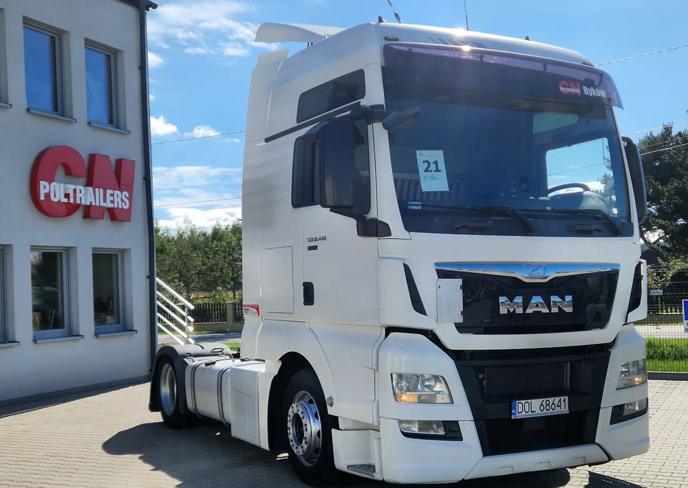 MAN TGX 18.440 XXL LOW DECK Automat - Tractor: foto 3 MAN TGX 18.440 XXL LOW DECK Automat - Tractor: foto 3