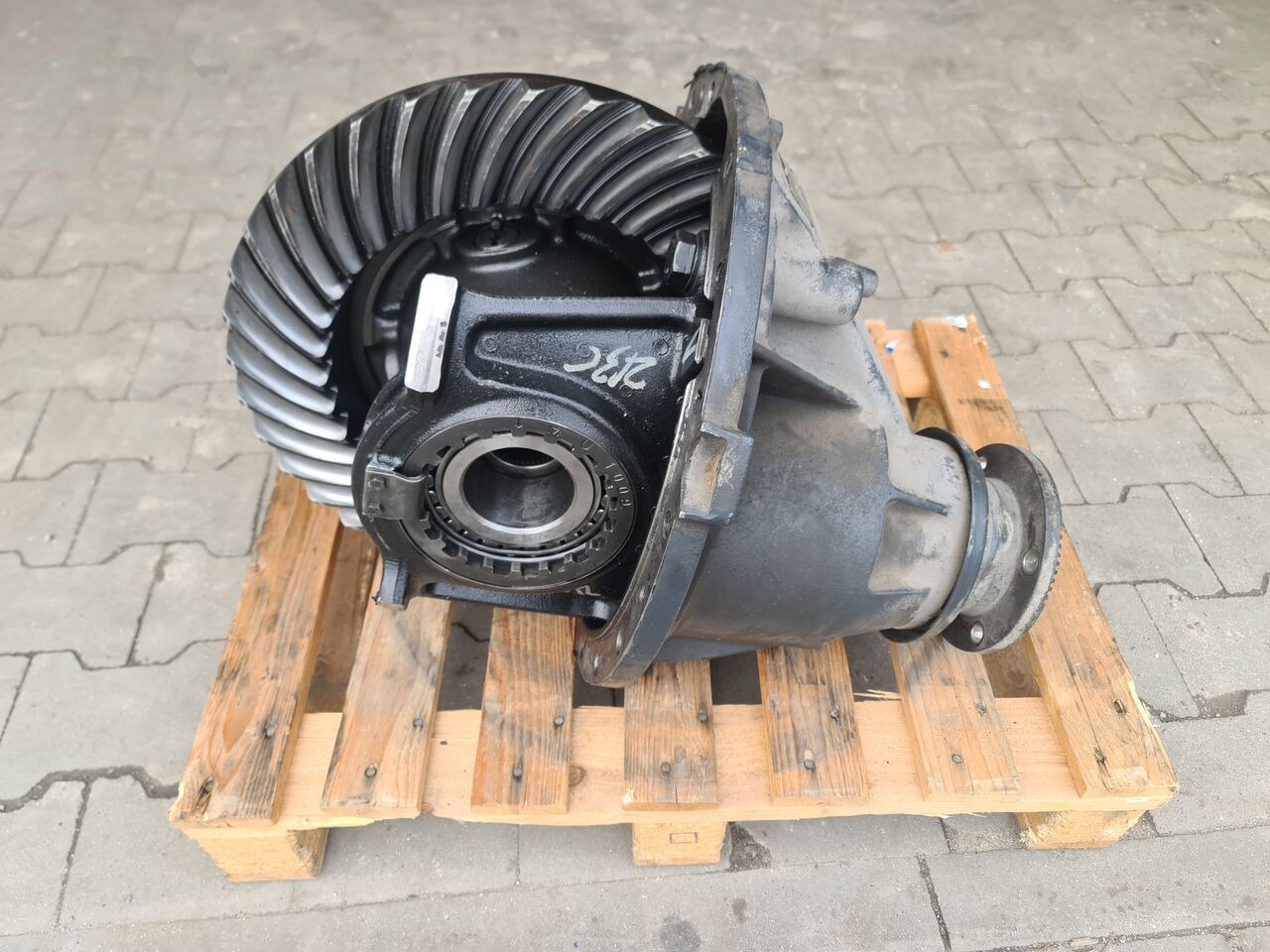 DIFFERENTIAL DIFF MS17X RSS1344C 1/529 5.29 37/7 RENAULT VOLVO - Diferencial para Camião: foto 1 DIFFERENTIAL DIFF MS17X RSS1344C 1/529 5.29 37/7 RENAULT VOLVO - Diferencial para Camião: foto 1