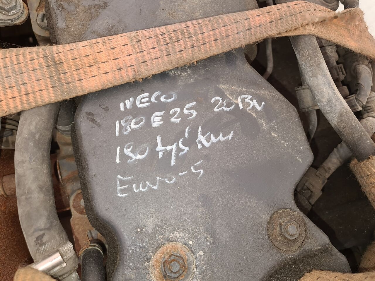 IVECO 180E25 F4AE3681D - Motor para Camião: foto 2 IVECO 180E25 F4AE3681D - Motor para Camião: foto 2