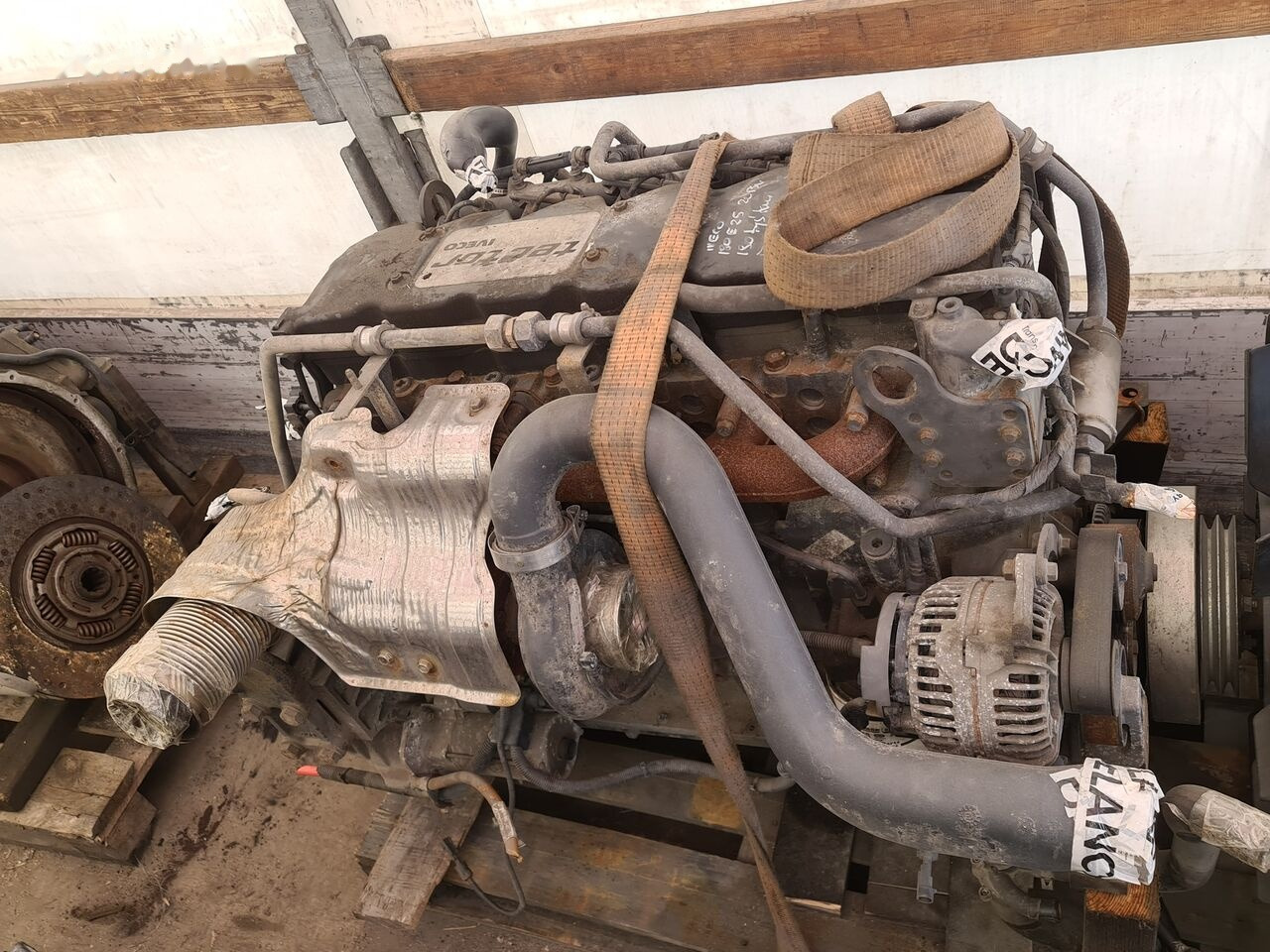 IVECO 180E25 F4AE3681D - Motor para Camião: foto 1 IVECO 180E25 F4AE3681D - Motor para Camião: foto 1