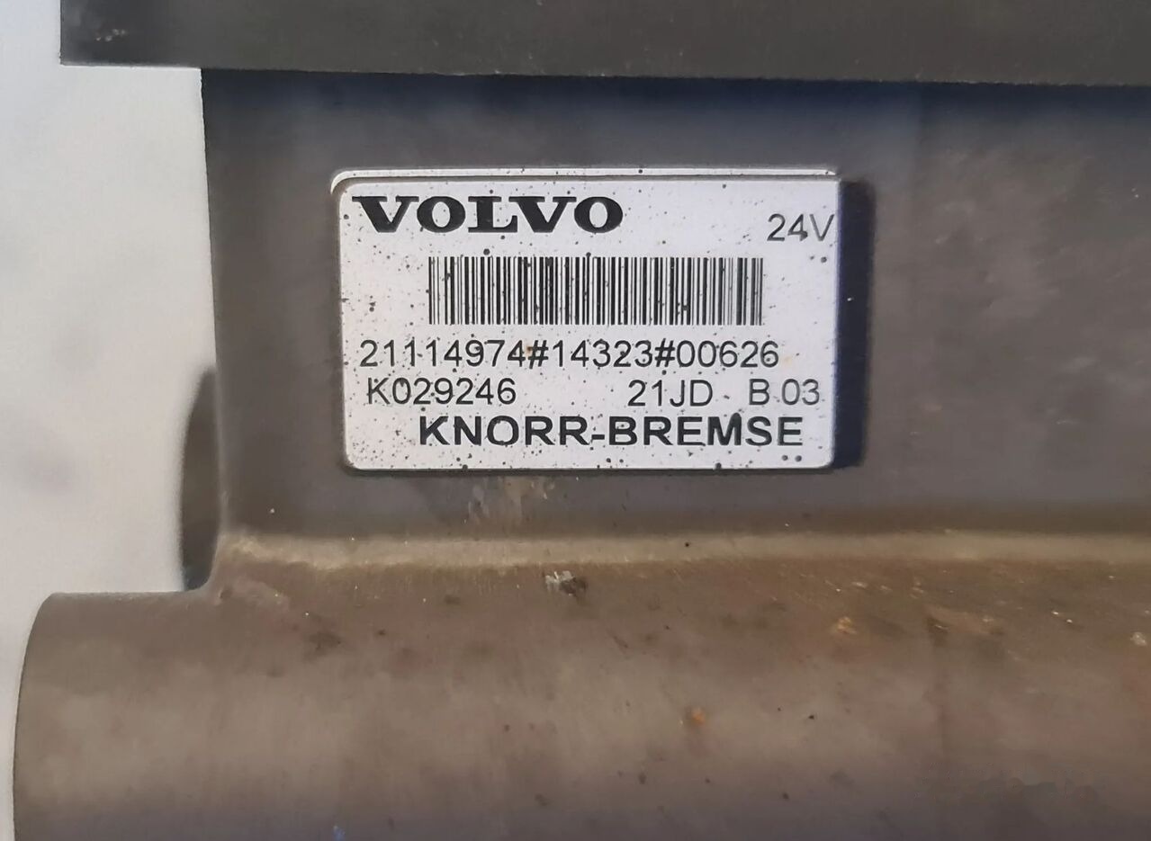 Knorr-Bremse 21114974 K029246 VOLVO FH4 FM4 RENAULT RANGE T truck - Válvula de freio para Camião: foto 4 Knorr-Bremse 21114974 K029246 VOLVO FH4 FM4 RENAULT RANGE T truck - Válvula de freio para Camião: foto 4
