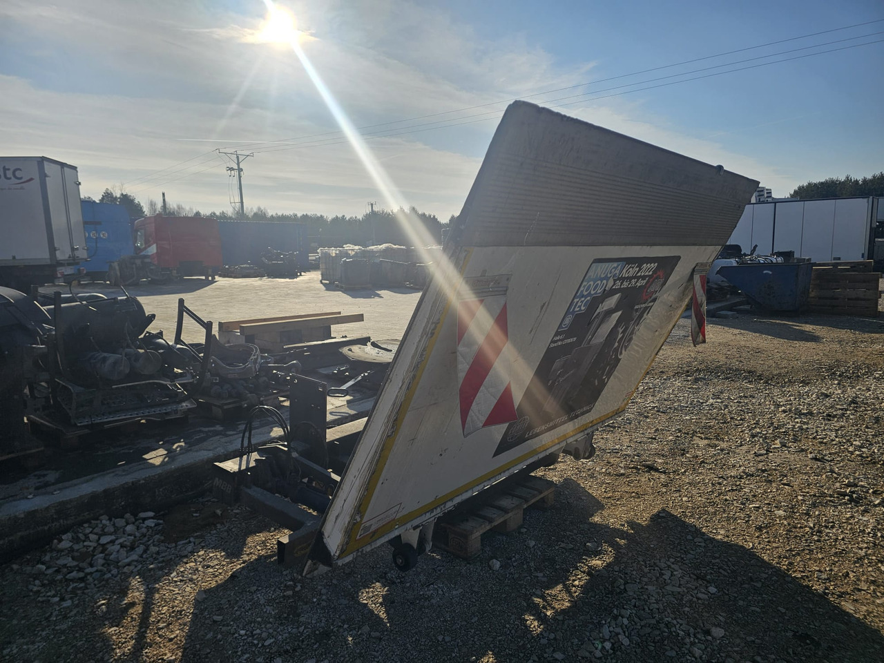 Toldo carroçaria MERCEDES ATEGO / SPIER complete body + PALGINGER 1500kg ALU TAIL LIFT: foto 13 Toldo carroçaria MERCEDES ATEGO / SPIER complete body + PALGINGER 1500kg ALU TAIL LIFT: foto 13