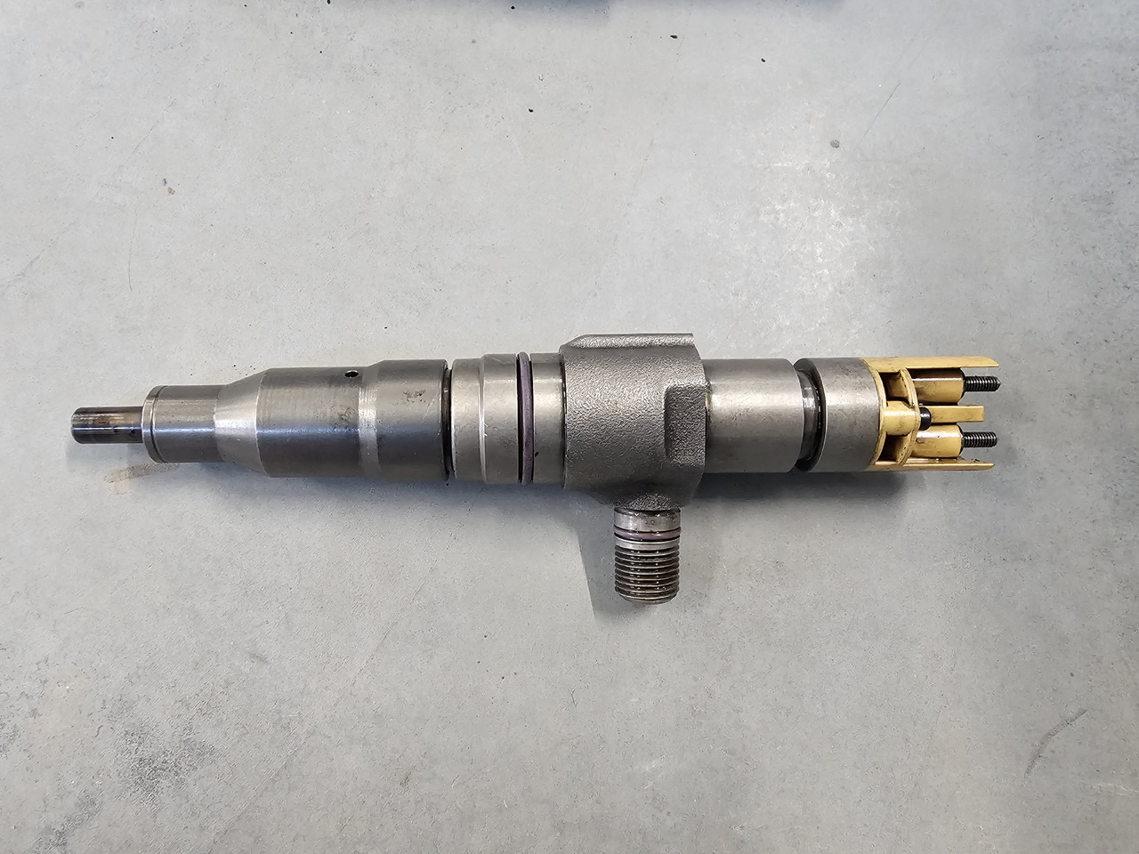 MERCEDES-BENZ ATEGO MP4 EURO 6 / INJECTORS SET / OM936 / A9361787002 - Injector: foto 3 MERCEDES-BENZ ATEGO MP4 EURO 6 / INJECTORS SET / OM936 / A9361787002 - Injector: foto 3