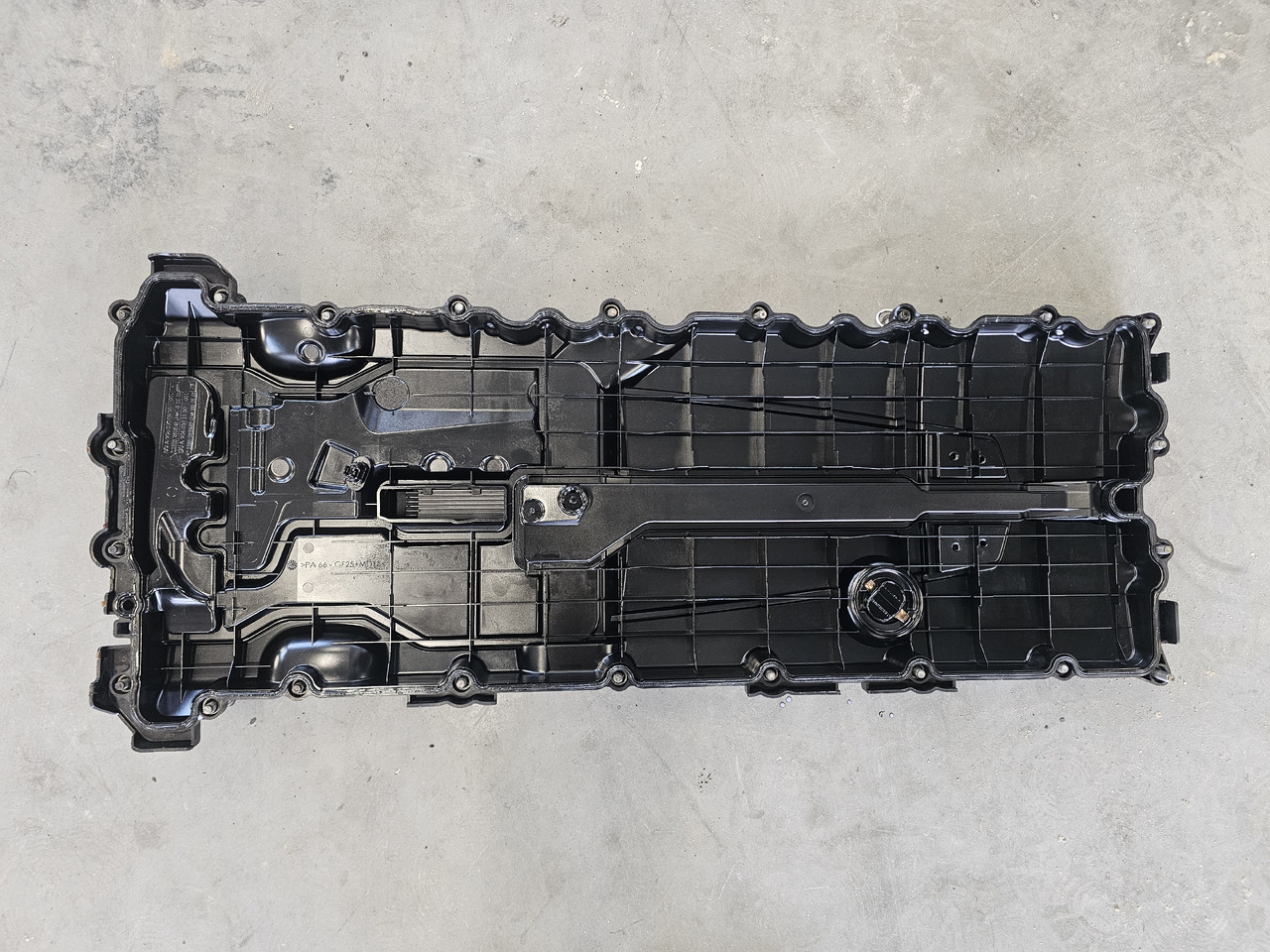 MERCEDES-BENZ ATEGO MP4 EURO 6 / OM936 / ENGINE COVER / A9360100930 - Motor e peças: foto 3 MERCEDES-BENZ ATEGO MP4 EURO 6 / OM936 / ENGINE COVER / A9360100930 - Motor e peças: foto 3