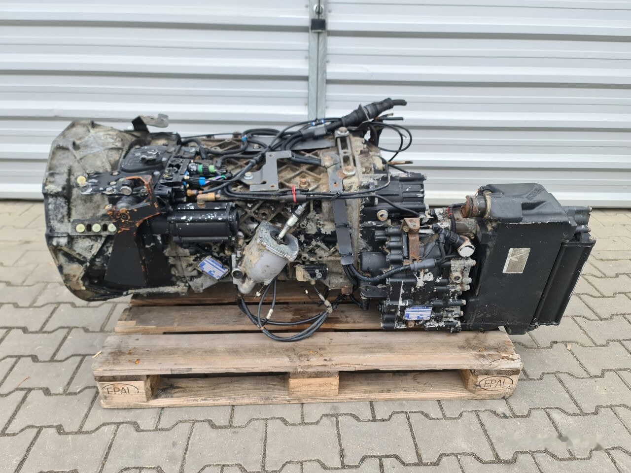 Renault MAGNUM PREMIUM DXI Renault 16S2221TD 16 S 2221 TD 1343050002 5010613562 16.41-1.00 INTARDER ECOSPLIT IT 6085005044 1616902 - Caixa de velocidade para Camião: foto 1 Renault MAGNUM PREMIUM DXI Renault 16S2221TD 16 S 2221 TD 1343050002 5010613562 16.41-1.00 INTARDER ECOSPLIT IT 6085005044 1616902 - Caixa de velocidade para Camião: foto 1