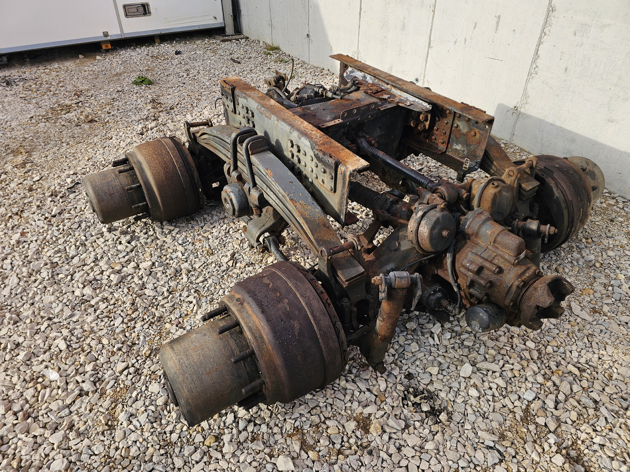 SCANIA COMPLETE REAR AXLES SET / RBP735 / RATIO= 3,93 / 6x4 6x6 8x4 8x6 - Eixo traseiro: foto 5 SCANIA COMPLETE REAR AXLES SET / RBP735 / RATIO= 3,93 / 6x4 6x6 8x4 8x6 - Eixo traseiro: foto 5