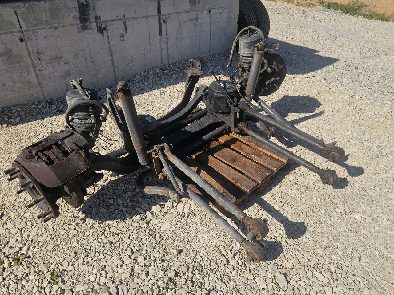 VOLVO FH FM / FRONT AIR SUNSPENSION - Eixo dianteiro: foto 3 VOLVO FH FM / FRONT AIR SUNSPENSION - Eixo dianteiro: foto 3