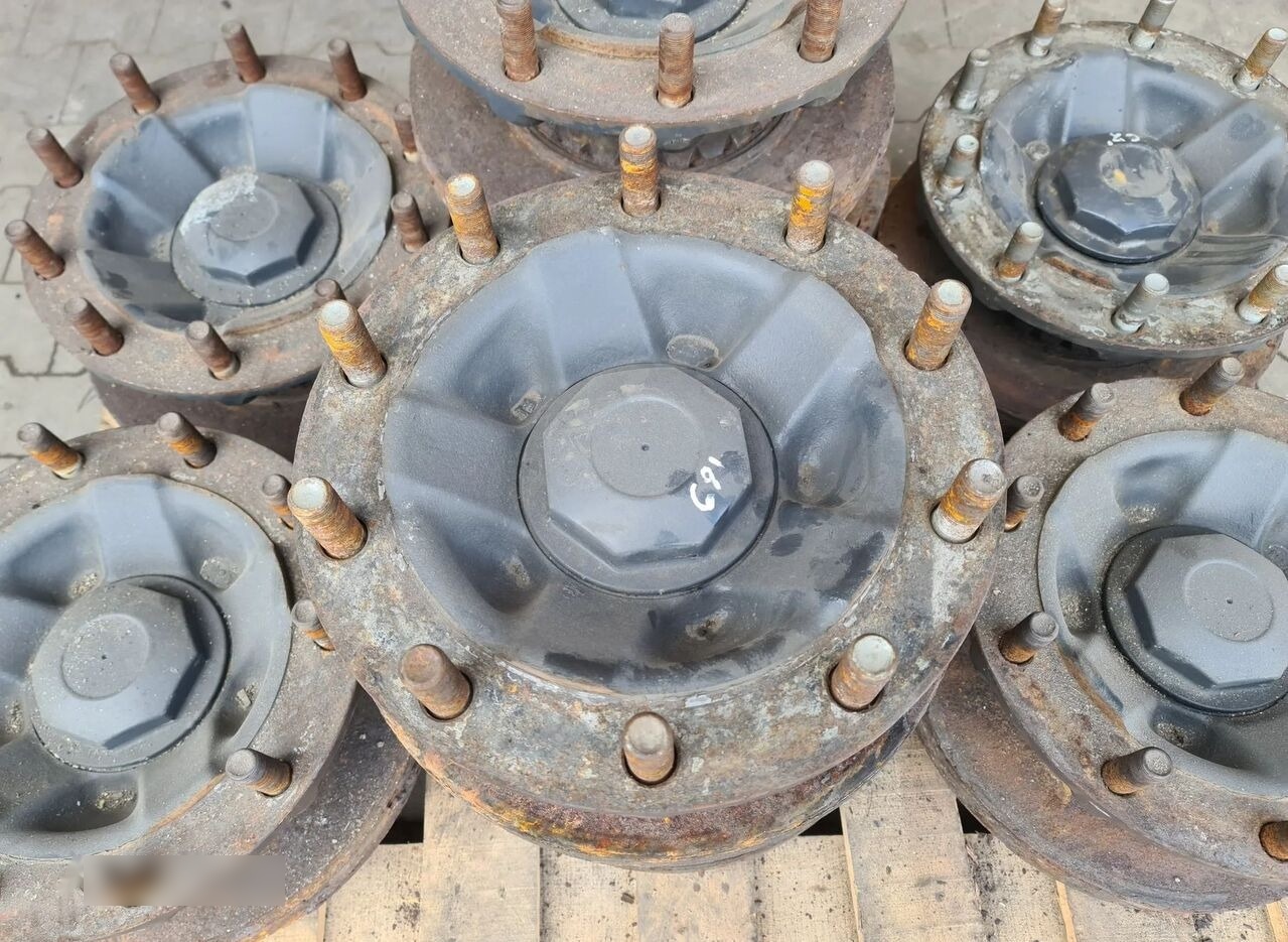 Volvo Piasta przód przednia łożysko duże 68mm 6.8cm VOLVO FH FM FH4 RE Volvo FH FM FH4 RE truck - Cubo de roda para Camião: foto 3 Volvo Piasta przód przednia łożysko duże 68mm 6.8cm VOLVO FH FM FH4 RE Volvo FH FM FH4 RE truck - Cubo de roda para Camião: foto 3