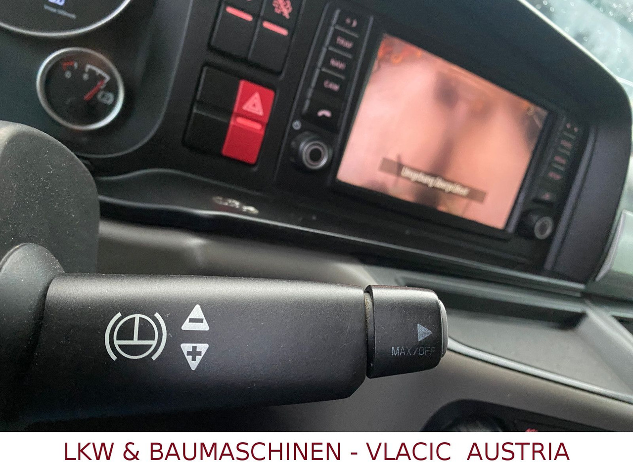 MAN 33.500 6x6 MIT KRAN PENZ - Camião de transporte de madeira, Camião grua: foto 4 MAN 33.500 6x6 MIT KRAN PENZ - Camião de transporte de madeira, Camião grua: foto 4